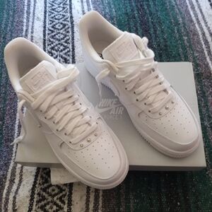 Nike Air Max White Sz 9 Pearls Brand New